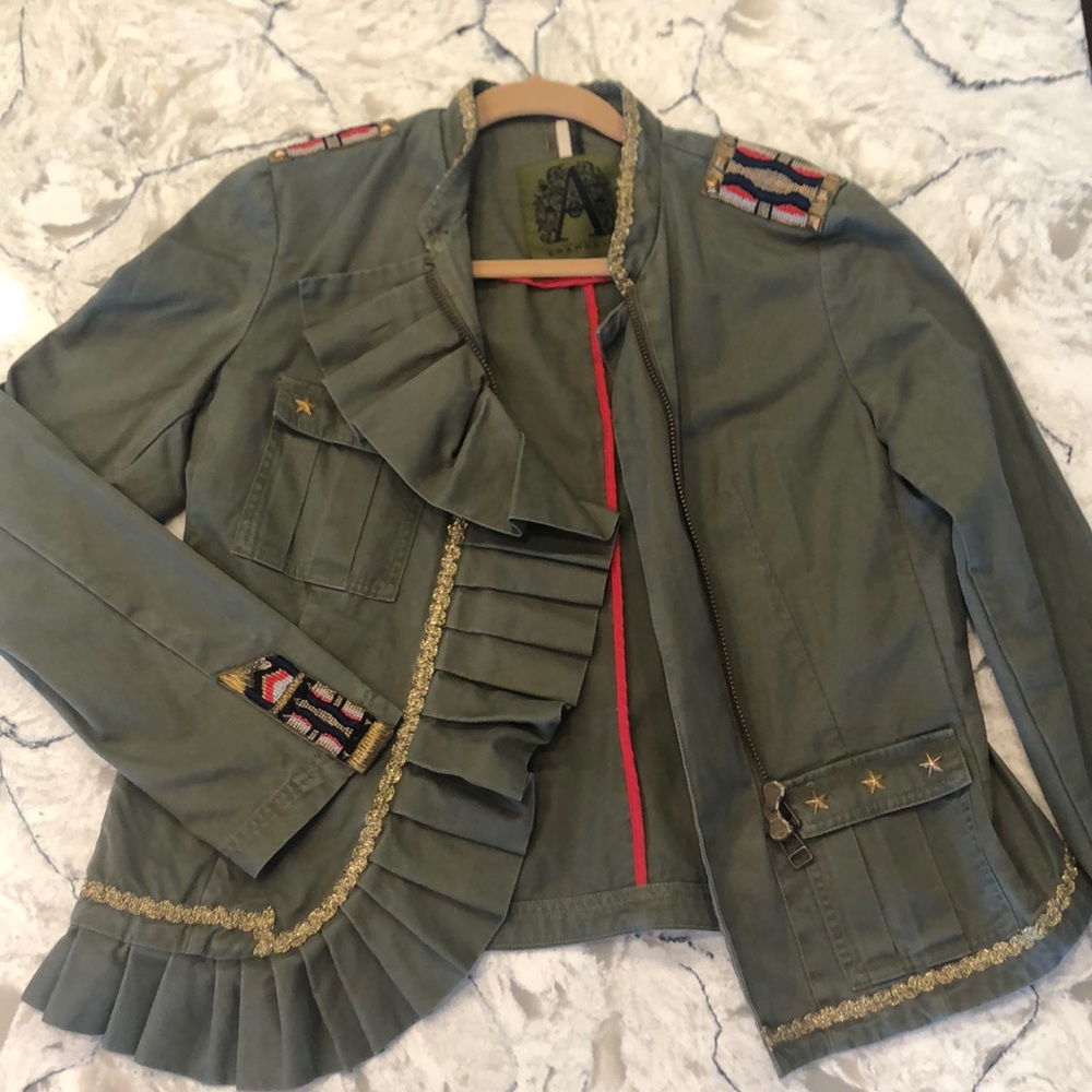 Jacket in Military Green (Alessandra Chamonix)